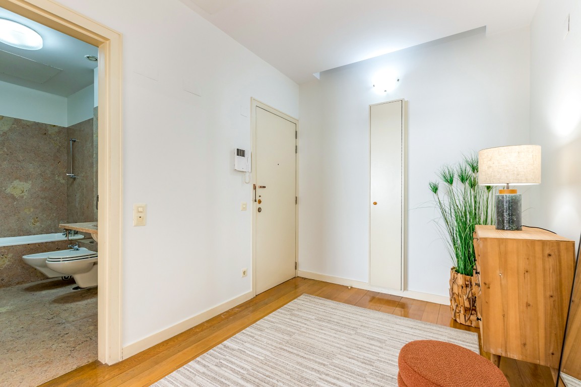 For Sale Apartment Chiado Lisbon Portugal Apt5848fg 001