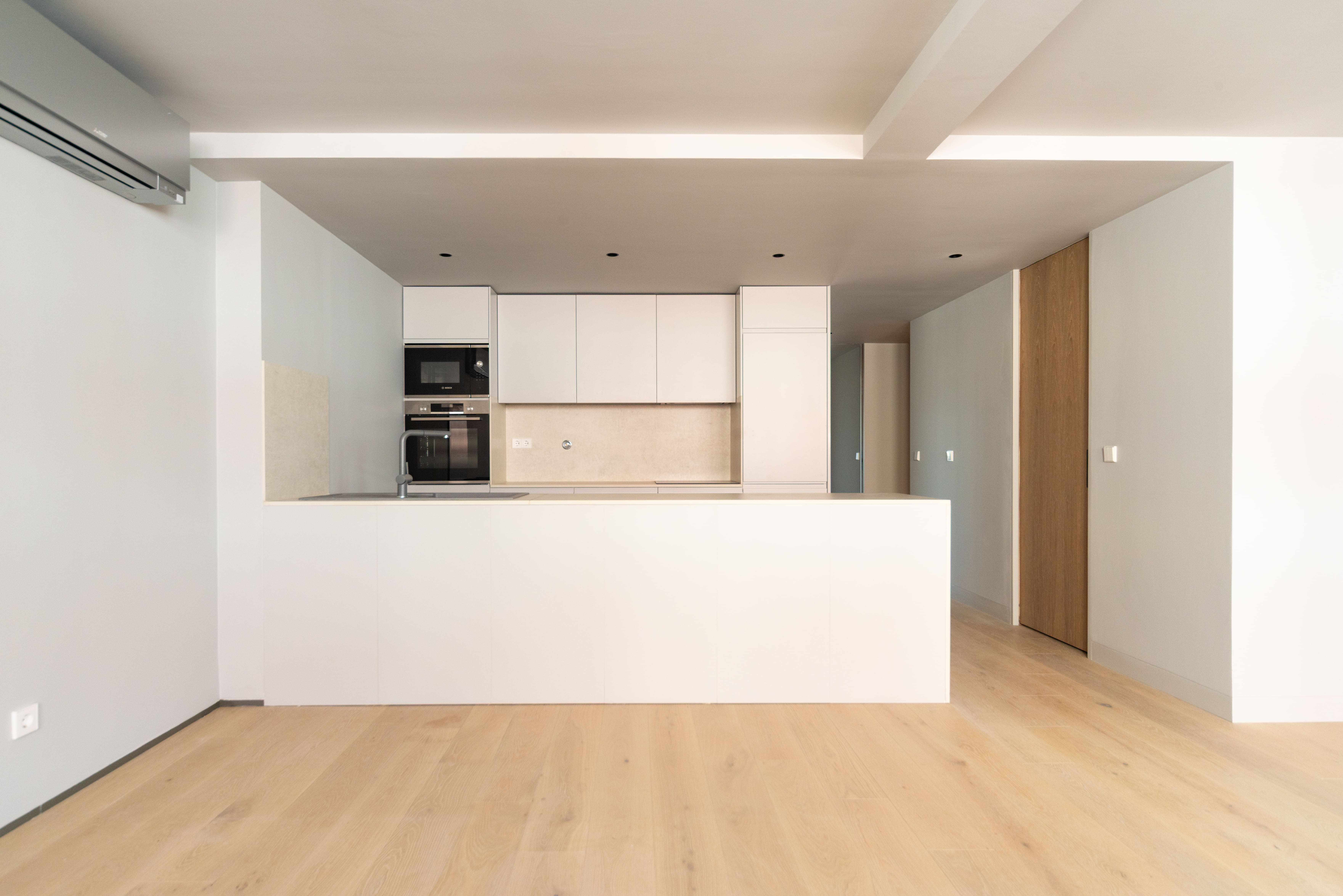 APT 4 005 MC