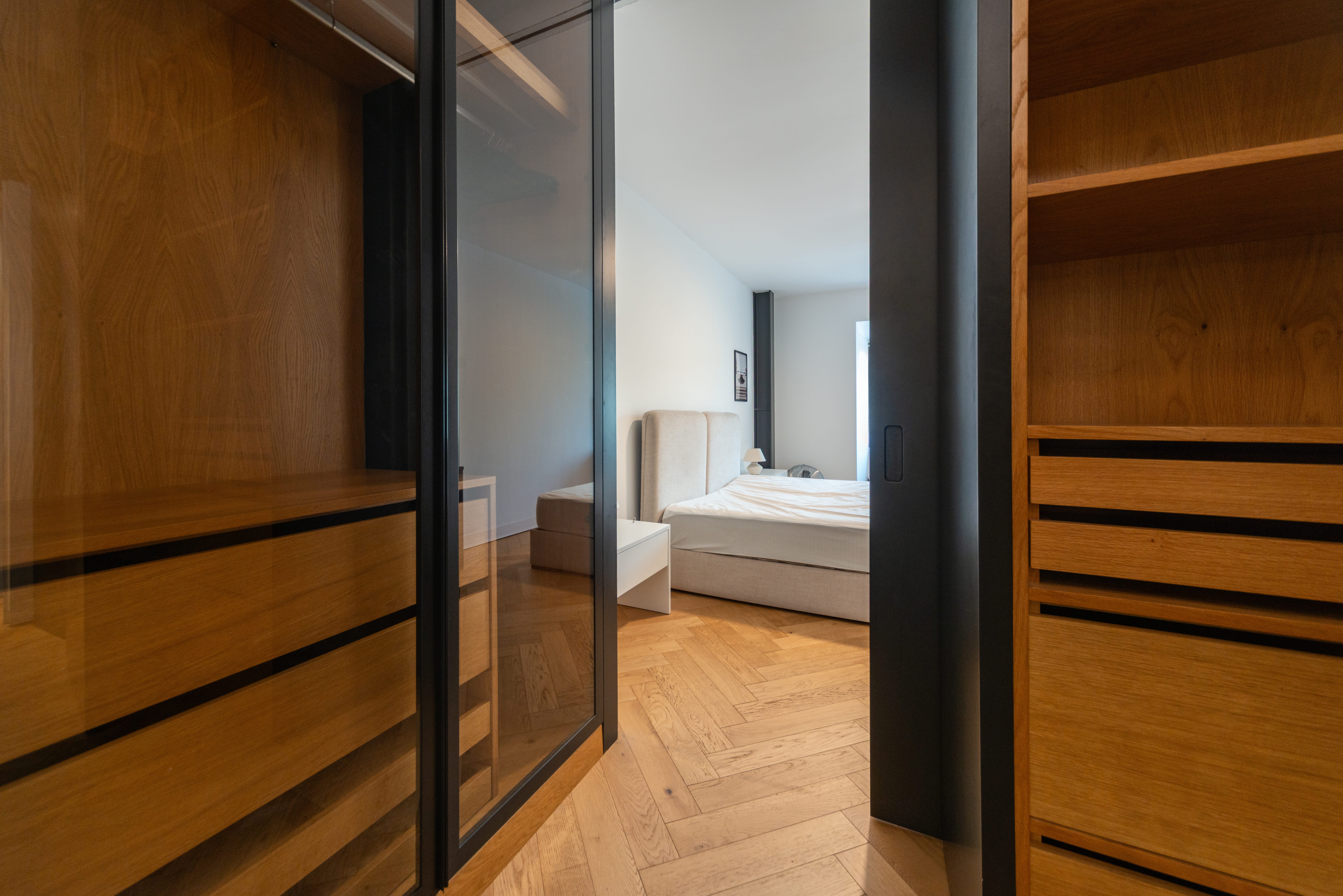 gallery image 15