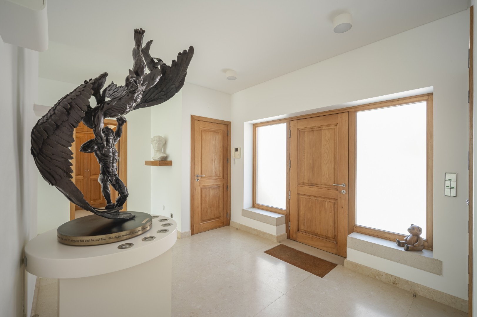 gallery image 7