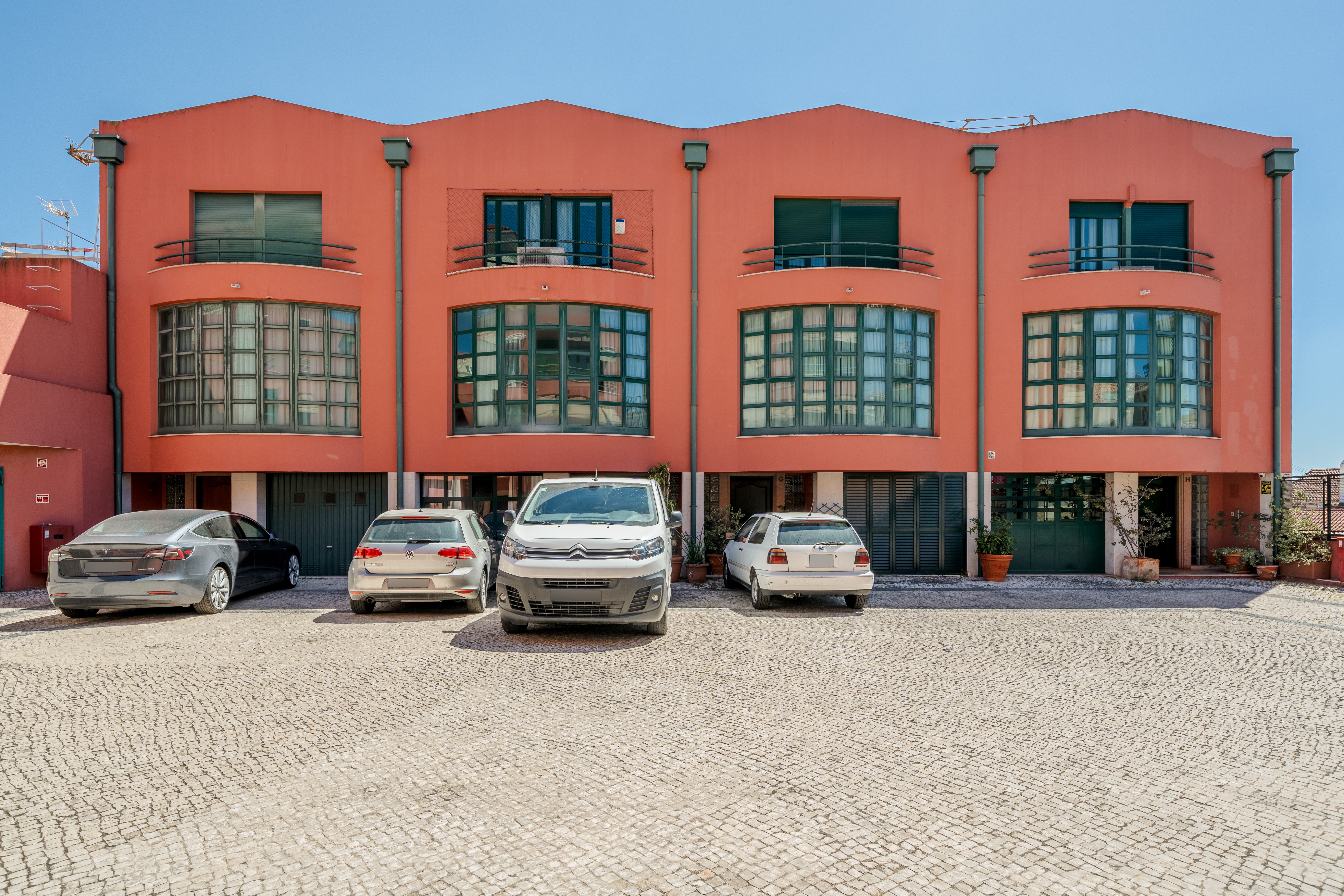 gallery image 10