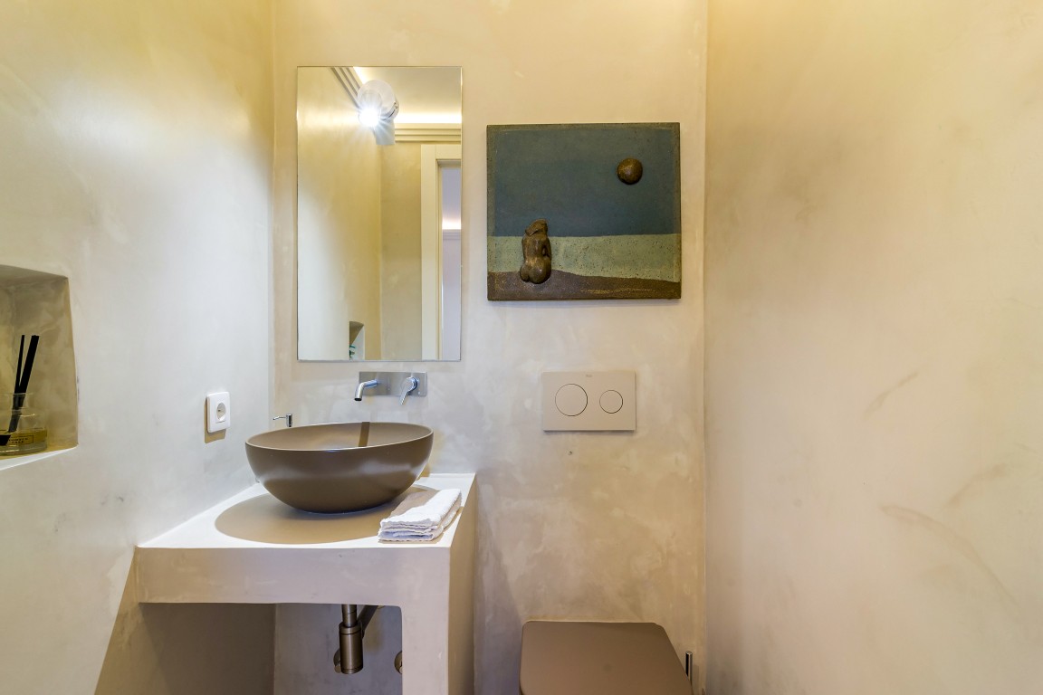 gallery image 14