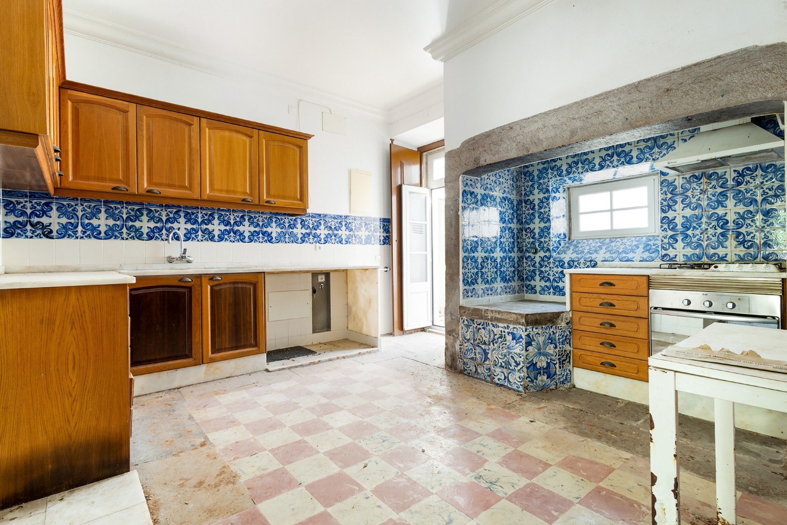 gallery image 11