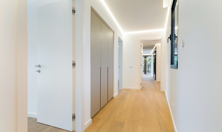 property gallery 16