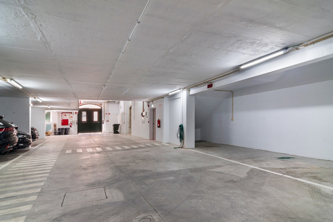 gallery image 15