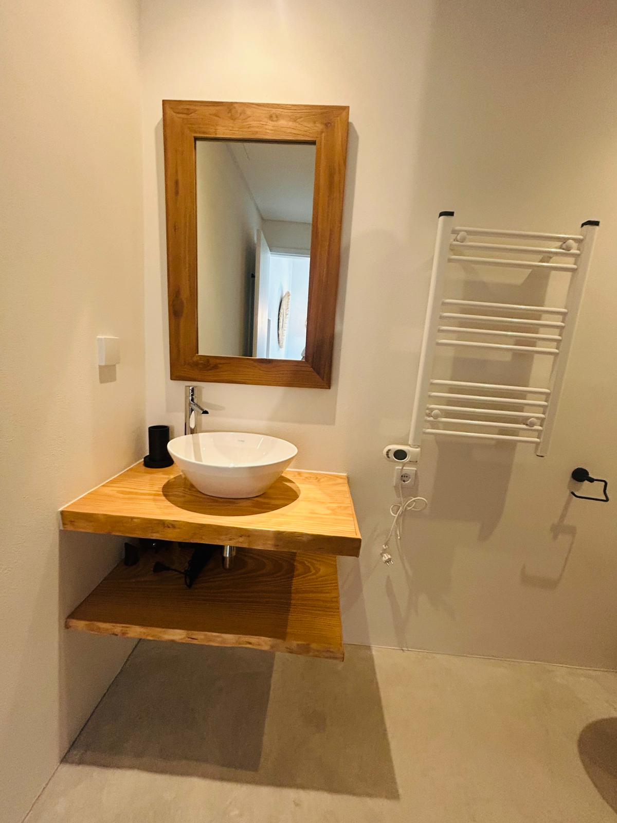 gallery image 18
