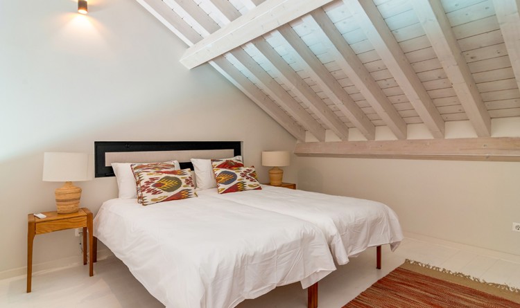 property gallery 24