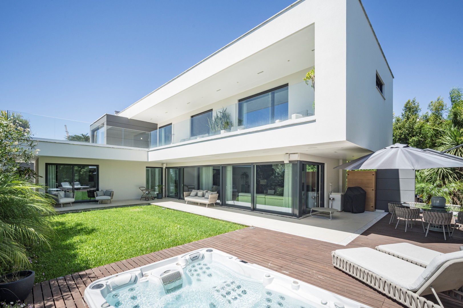 For Sale Detached Villa Birre Cascais Portugal Mor5671nd 001