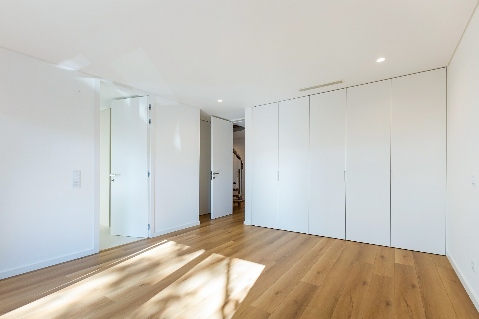 gallery image 15