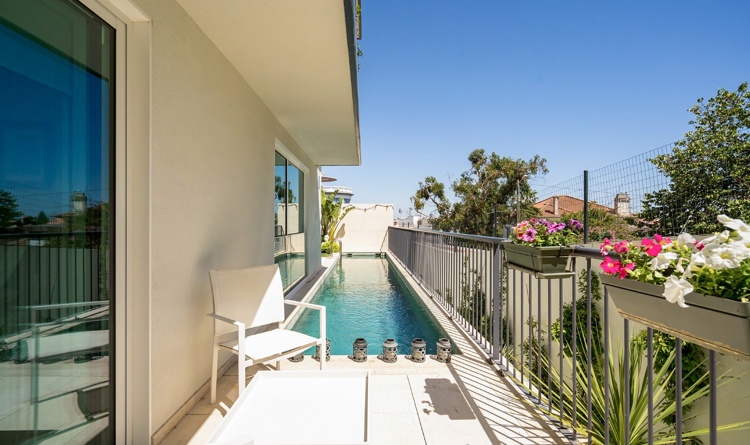 property gallery 24