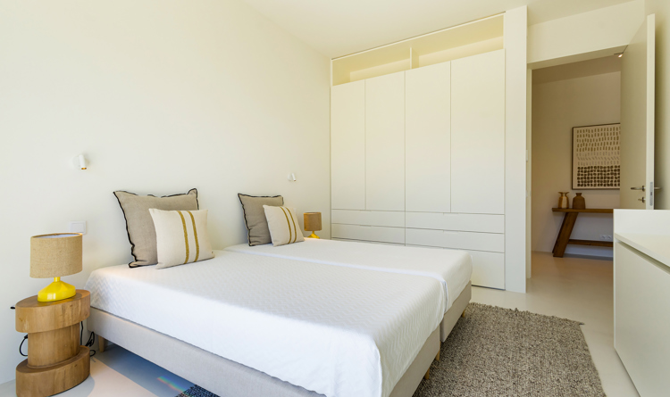 property gallery 24