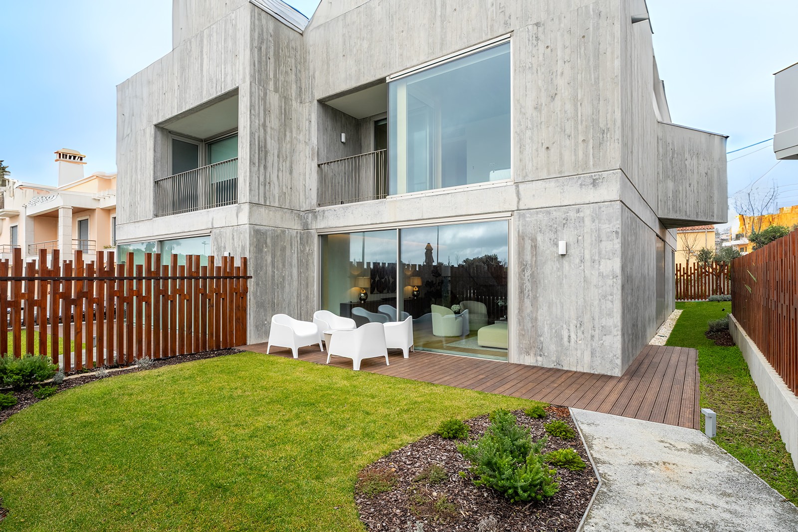 5C91ced5 C2b8 466F 8994 9674511B0c00