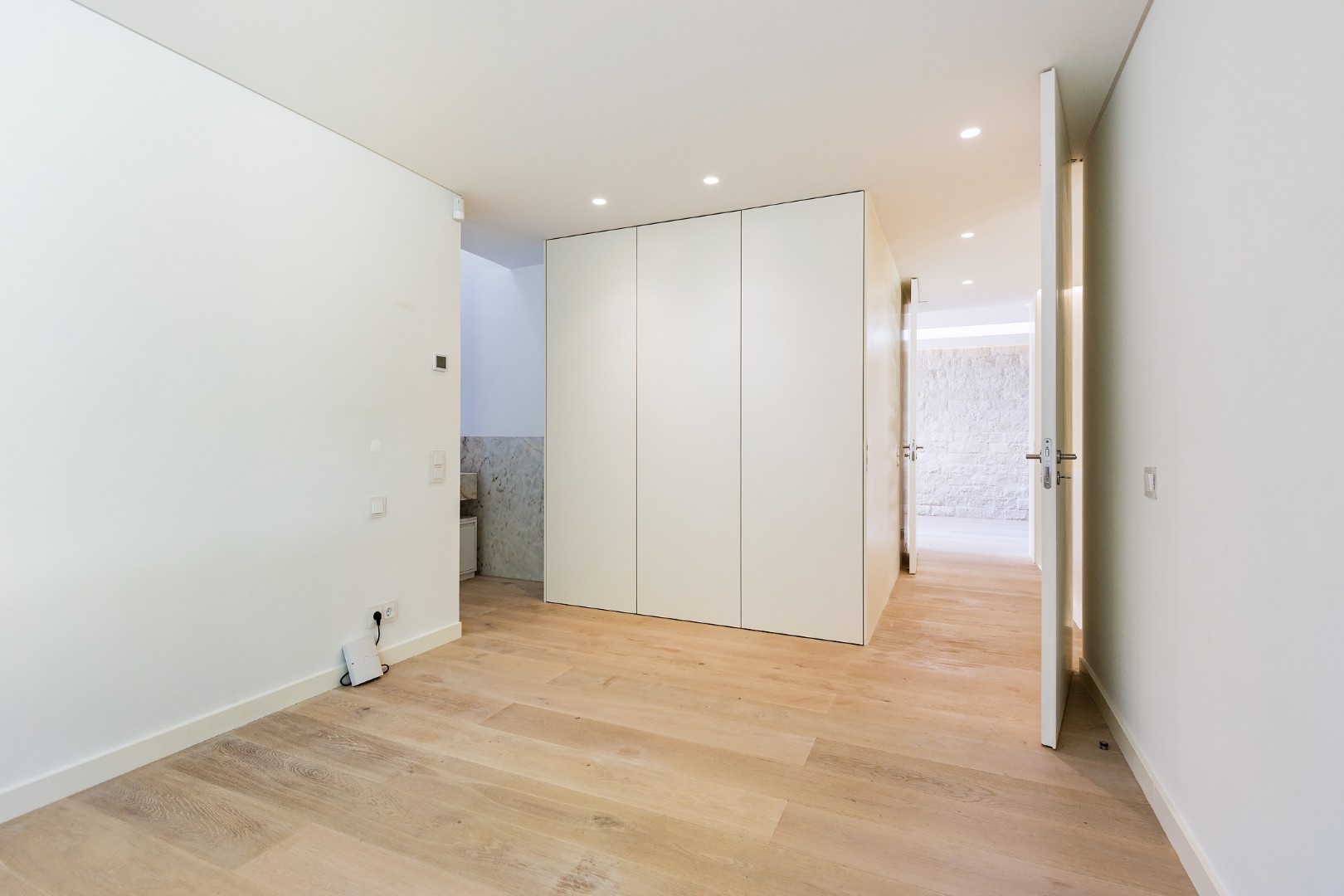 gallery image 13