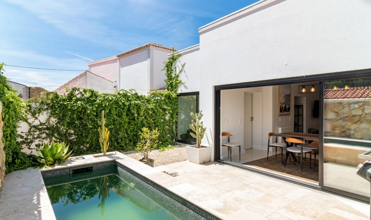 property gallery 24