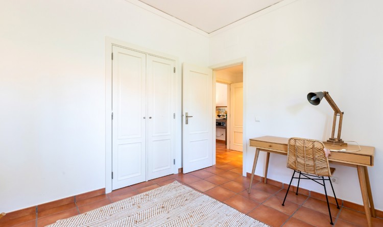 property gallery 24